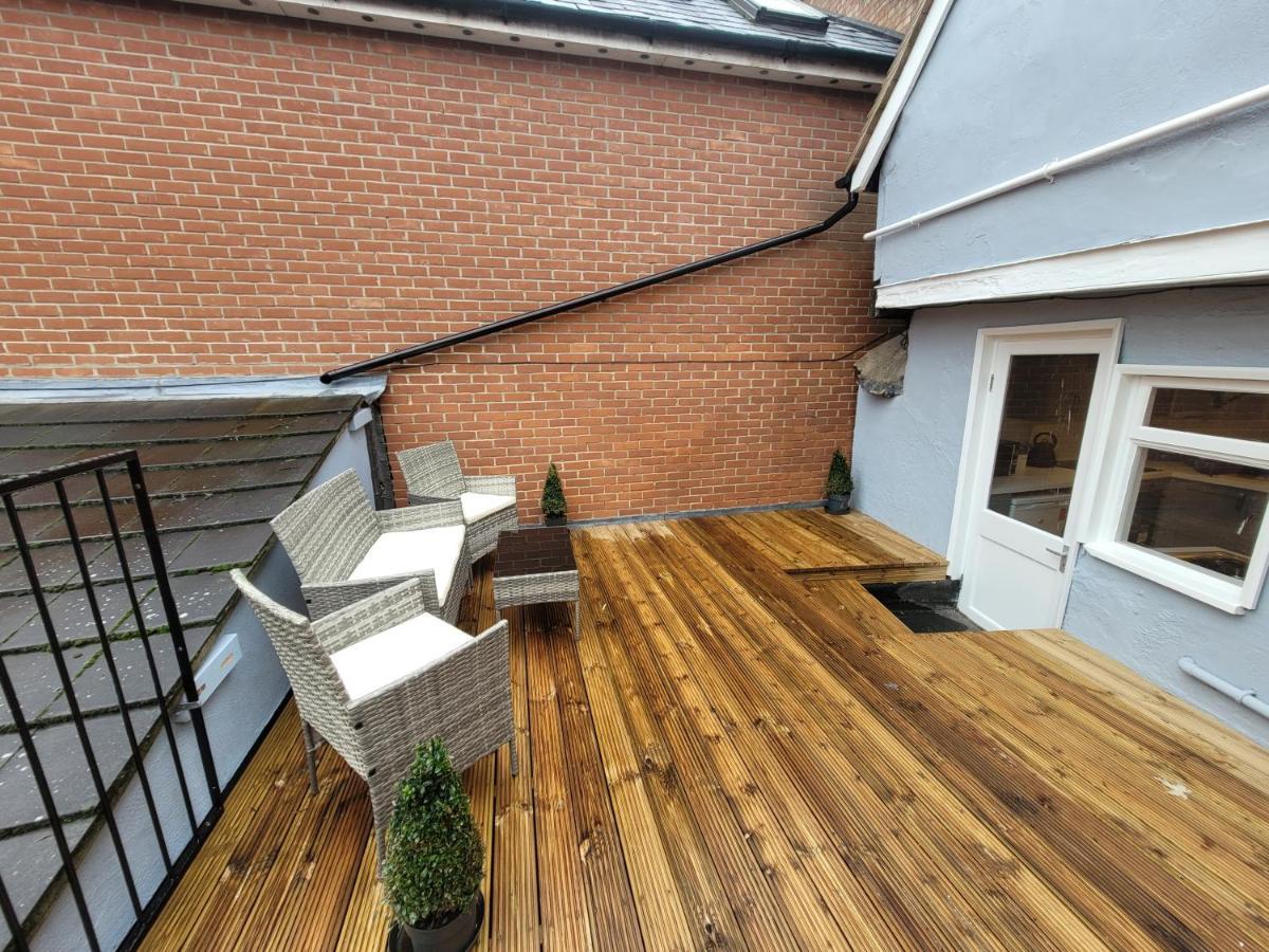 קולצ'סטר City Centre Wallgate Apartments- Step Back Into Roman History מראה חיצוני תמונה